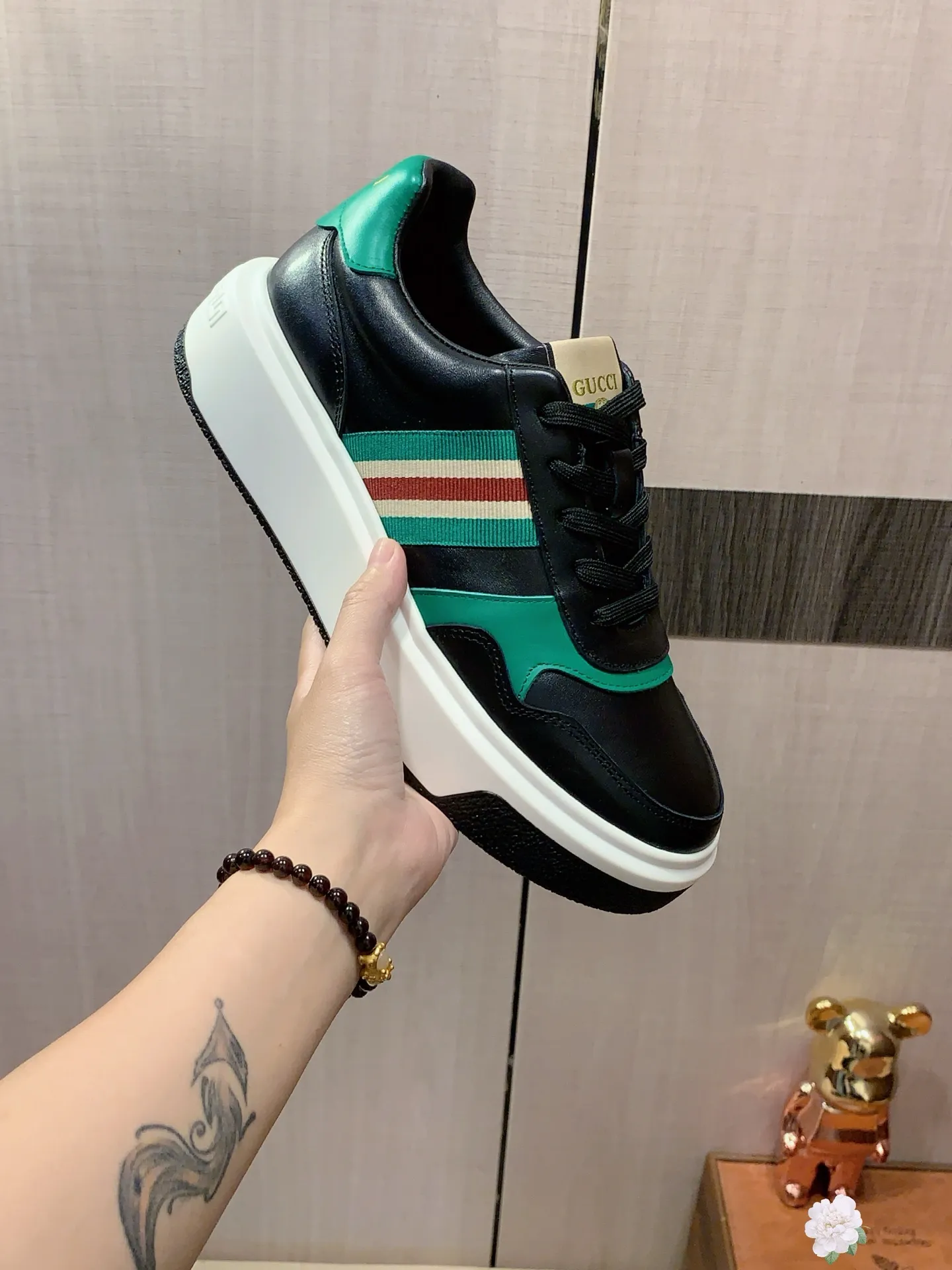 Men's men's shoes💰460💰💰🎩🎩[Lightning][Lightning] "Gucci*" The latest • popular casual shoes, top brand [seduce] luxury ~ purchasing agency, top ~ quality. [Strong] The upper is made of imported breathable cowhide with material ➕ breathable sheepskin feet (•) and fine workmanship. The original stylish and stylish soft rubber wear-resistant and non-slip outsole is light and comfortable on the feet. The real thing looks better when photographed in person. 0127: code: 38-44, 3️⃣ colors selected